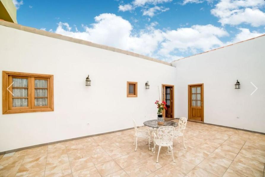 La Casa Del Bisa Villa Genovés Eksteriør bilde